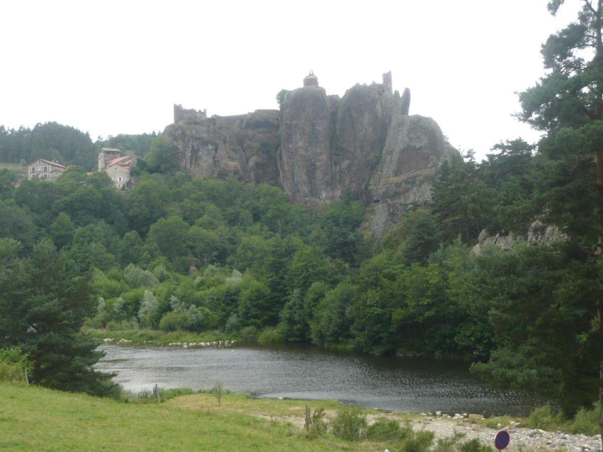 Апартаменты Le Petit St Jacques Le Puy-en-Velay Экстерьер фото