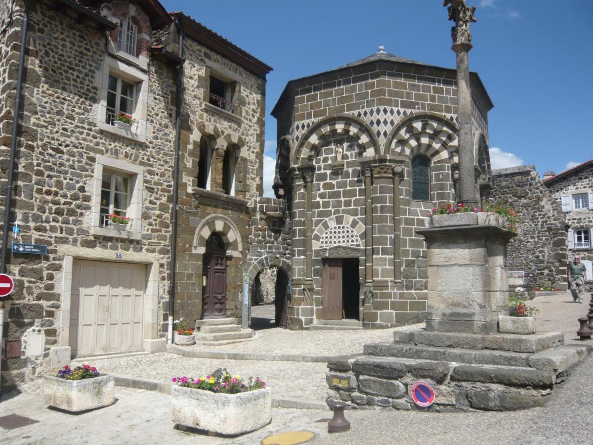 Апартаменты Le Petit St Jacques Le Puy-en-Velay Экстерьер фото